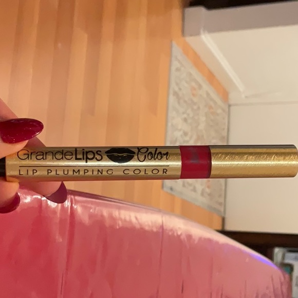 grandelips color Other - Grandelips color red
